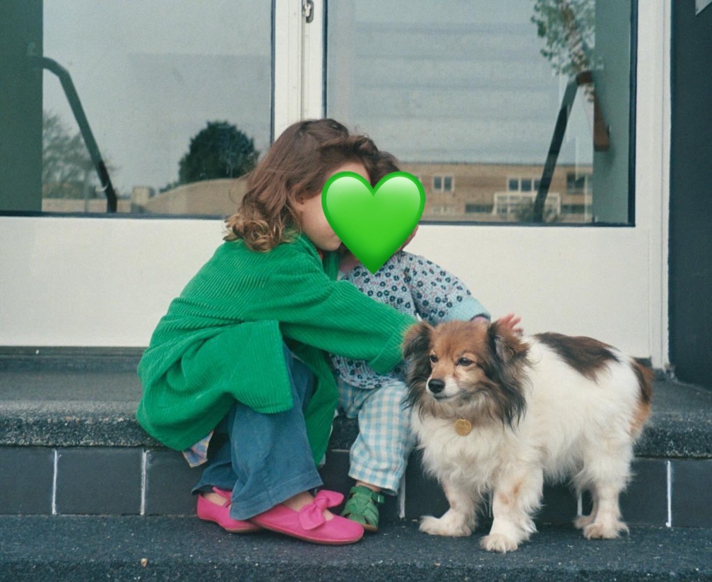 Impeccably Imperfect the perfect apple green, combines with baby blue and pink! 